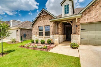 138 Niagara Fls Ln in Kyle, TX - Building Photo - Building Photo