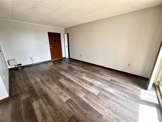 508 Lunar Ln in Carnot-Moon, PA - Building Photo - Building Photo