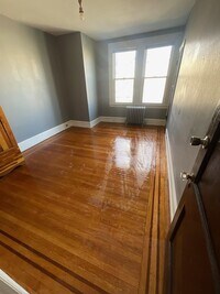 1924 W Venango St photo'