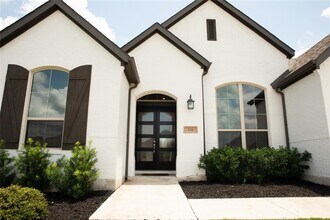 124 Ricker Way in Liberty Hill, TX - Building Photo - Building Photo