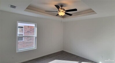 1809 W Portales Dr in Edinburg, TX - Building Photo - Building Photo