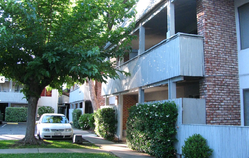 Chestnut Arms in Chico, CA - Building Photo