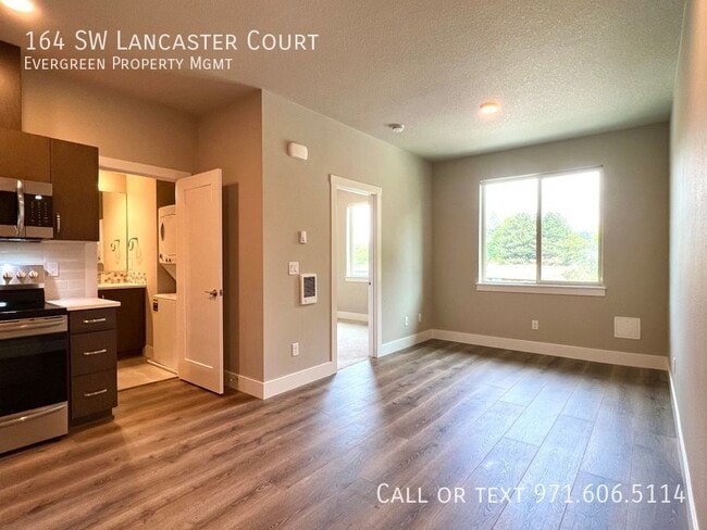property at 164 SW Lancaster Ct