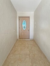 6936 Holly Rd in Miami Lakes, FL - Building Photo - Building Photo