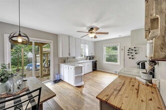 524 La Plant St in Green Bay, WI - Building Photo - Building Photo