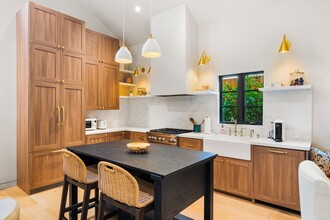2802 Angus St in Los Angeles, CA - Building Photo - Building Photo