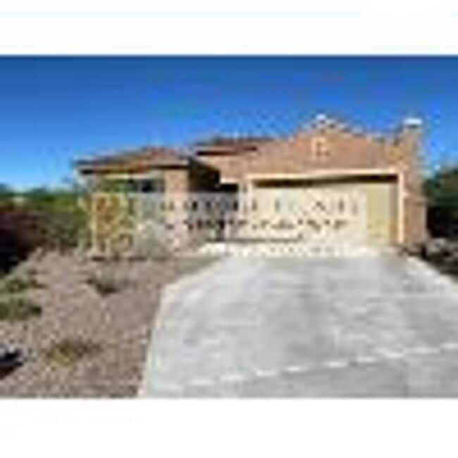 639 E Barun Vly Pl in Oro Valley, AZ - Building Photo - Building Photo