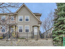 11322 Stratton Ave in Eden Prairie, MN - Building Photo