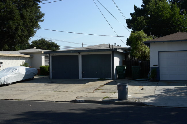 1179 King St in Redwood City, CA - Building Photo - Building Photo