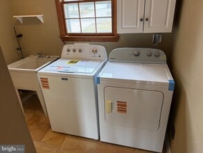 448 Lake Ave in Pitman, NJ - Foto de edificio - Building Photo