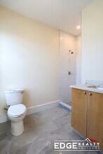 74 Aldie St, Unit 2 in Boston, MA - Foto de edificio - Building Photo
