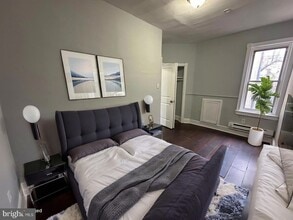 1948 E Monmouth St in Philadelphia, PA - Foto de edificio - Building Photo