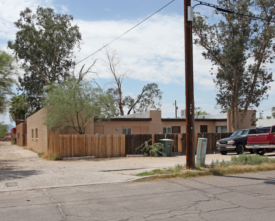 2415-2419 N Geronimo Ave in Tucson, AZ - Building Photo