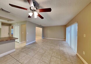 14690 SW 169th Terrace in Miami, FL - Foto de edificio - Building Photo