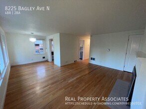 8225 Bagley Ave N in Seattle, WA - Building Photo - Building Photo