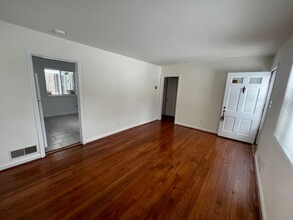 11714 Hatcher Pl in Silver Spring, MD - Building Photo - Building Photo