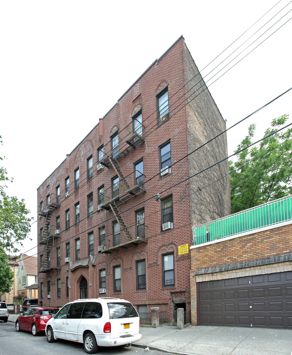 1620 Bay Ridge Ave in Brooklyn, NY - Foto de edificio