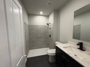 1055 Walnut St in Macon, GA - Building Photo - Building Photo