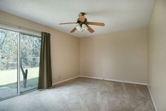 7006 Greenock St in Austin, TX - Building Photo - Building Photo