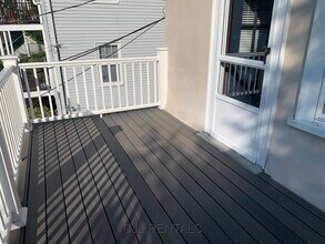 38 Sterling Rd in Waltham, MA - Building Photo - Building Photo