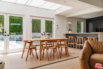 712 San Lorenzo St in Santa Monica, CA - Building Photo - Building Photo