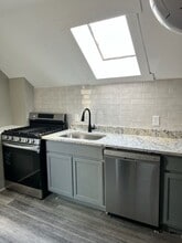 1328 Chapel St in Cincinnati, OH - Building Photo - Building Photo