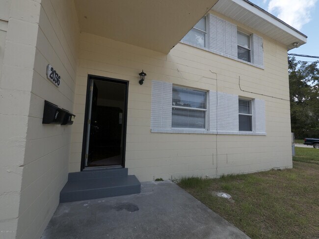 2036 Inwood Terrace in Jacksonville, FL - Building Photo - Building Photo
