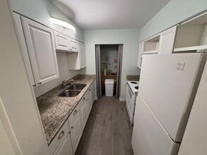 209 W Miracle Strip Pkwy in Mary Esther, FL - Building Photo - Building Photo