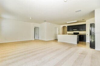 4104 Bramblewood Loop in Spring Hill, FL - Building Photo - Building Photo