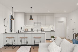 75 W Broadway in Boston, MA - Building Photo - Building Photo