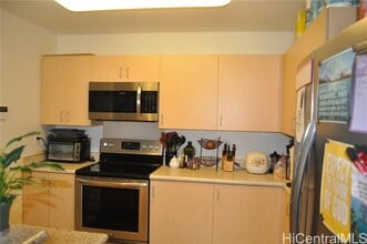 95-1075-1075 Koolani Dr in Mililani, HI - Building Photo - Building Photo