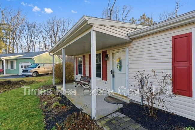 136 Brookfield Ct in Downingtown, PA - Building Photo - Building Photo