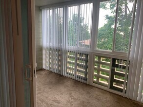 745 S Alton Way in Denver, CO - Building Photo - Building Photo