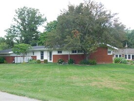 26150 Barbados Rd in Farmington, MI - Building Photo