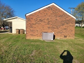 301 Olsen Dr in Shelby, NC - Building Photo - Building Photo
