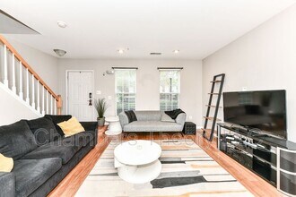 5102 Donovan Dr in Alexandria, VA - Building Photo - Building Photo