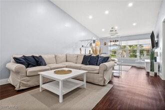 3504 Antarctic Cir in Naples, FL - Building Photo - Building Photo