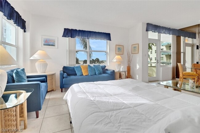 property at 220 Seaview Ct