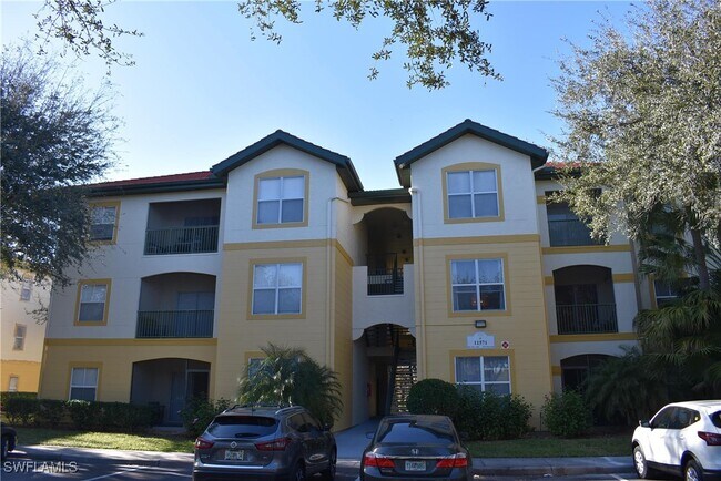 property at 11571 Villa Grand