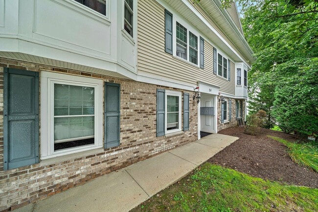 24 Wall St in Canton, MA - Building Photo - Building Photo