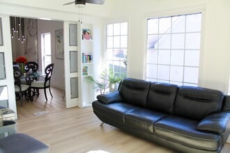 172 Shallow Ridge Ln NE in Kennesaw, GA - Building Photo - Building Photo