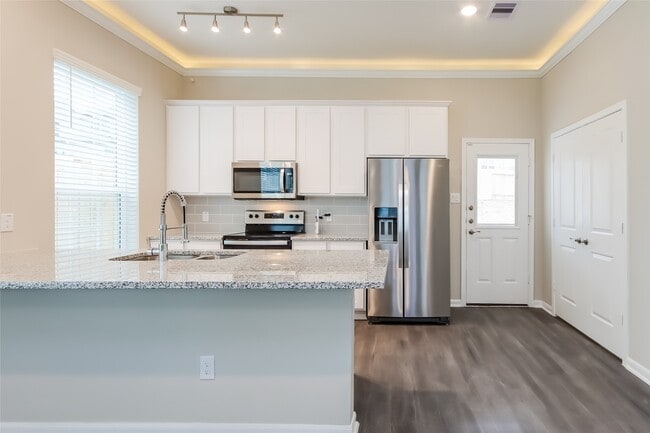 9606 Stewart Springs Blvd in Montgomery, TX - Building Photo - Building Photo