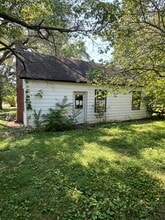123 Grant St in Potomac, IL - Building Photo - Building Photo