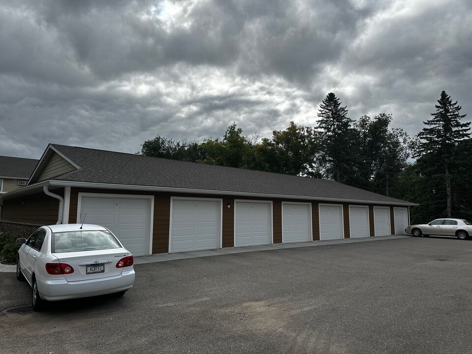 914 6th Ave NE in Buffalo, MN - Building Photo