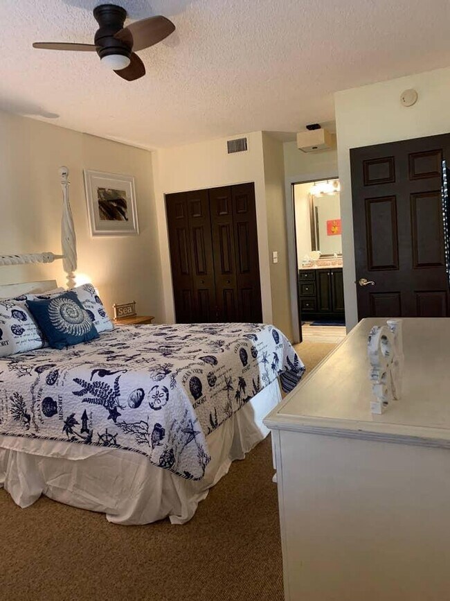 680 Bella Vista Ct S in Jupiter, FL - Building Photo - Building Photo