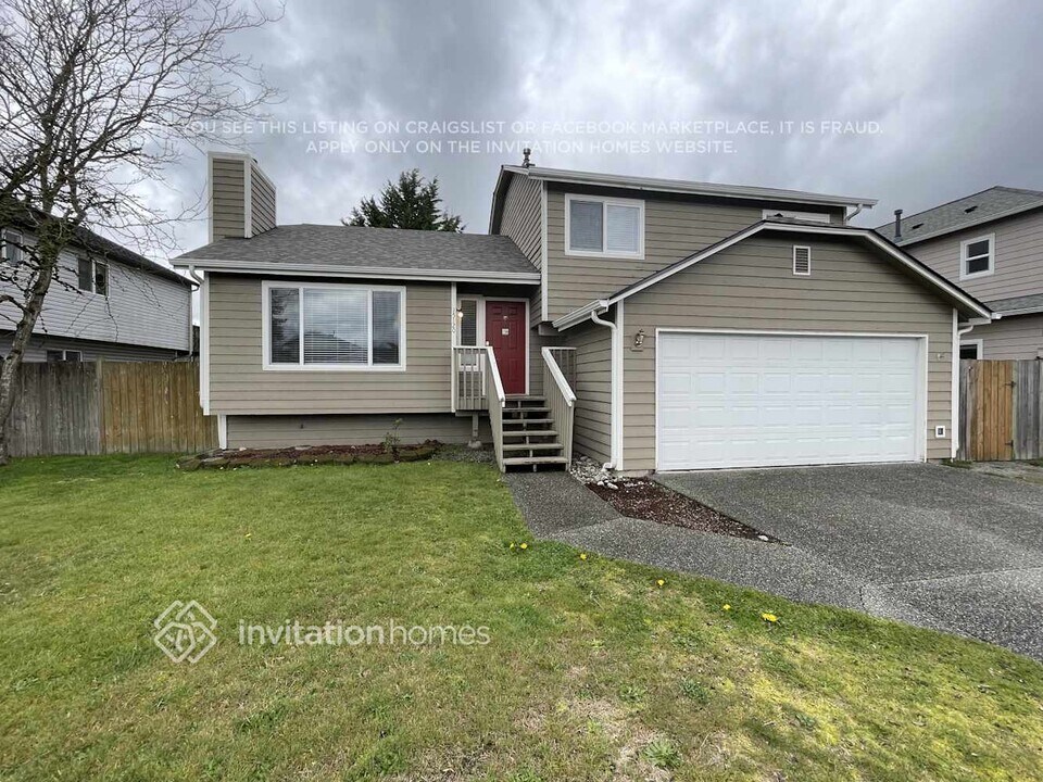 15120 165th Ave SE in Monroe, WA - Foto de edificio