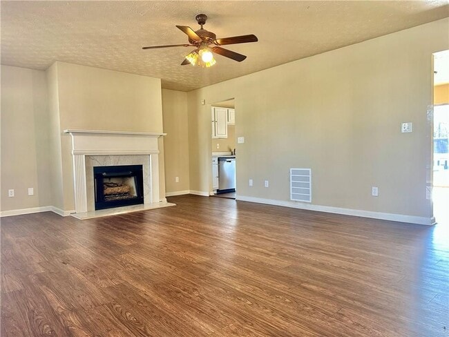 2603 Old Rex Morrow Rd in Ellenwood, GA - Building Photo - Building Photo