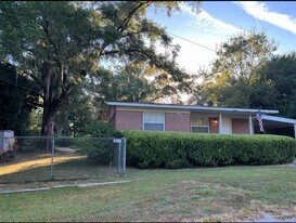 1839 Homewood Rd in Tallahassee, FL - Building Photo