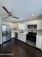 81 Atrium Way in Englishtown, NJ - Building Photo - Building Photo