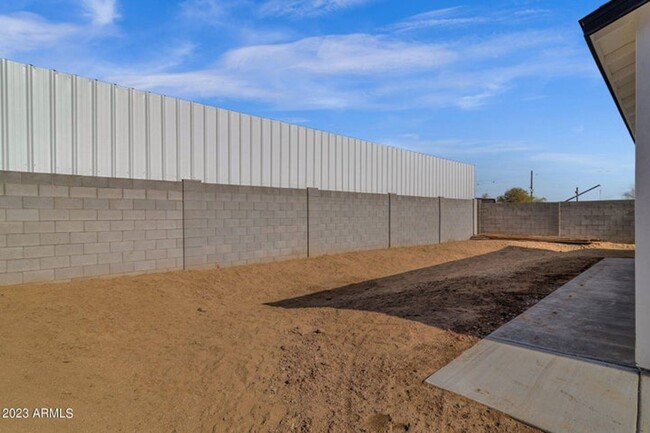 2746 W Pima St in Phoenix, AZ - Building Photo - Building Photo